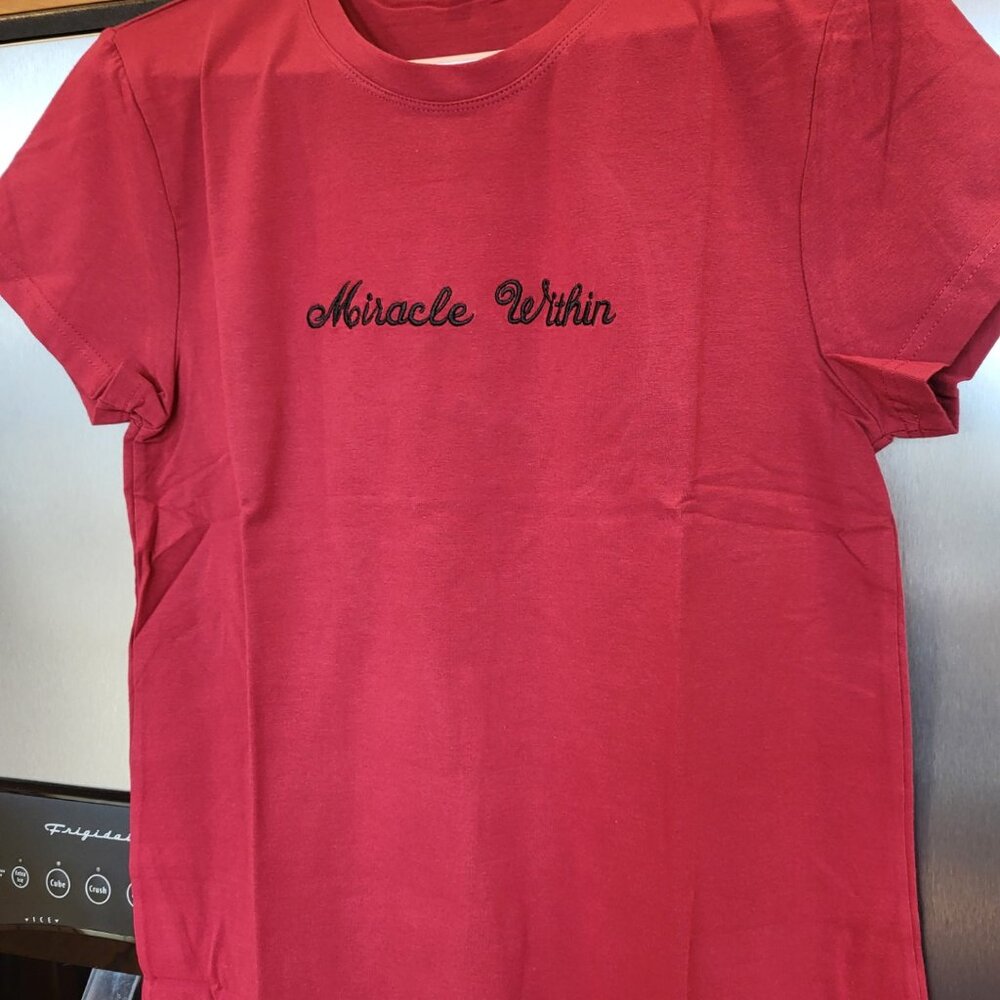NWOT Haute Mama Maternity Short Sleeve T-Shirt Size L Red